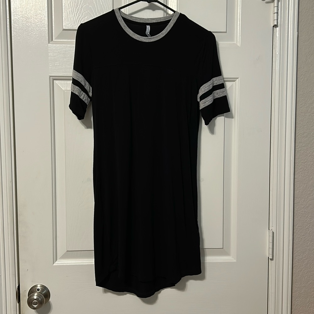 Z Supply Black & Grey Dress Size XS